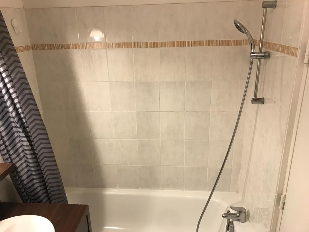 Studio 22M2 Rer Val D'Europe A 150M /Disney-Paris มองต์เตฮวา ภายนอก รูปภาพ